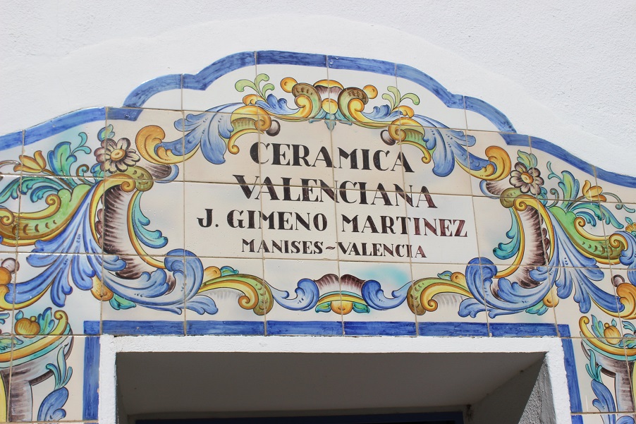 Manises celebrates 100 years of La Cerámica Valenciana, the oldest working tile factory in the Valencian region